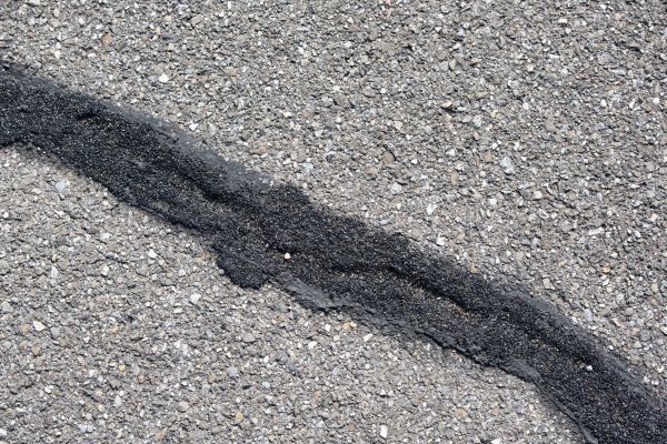 Cost of Driveway Crack Sealing in Oakland