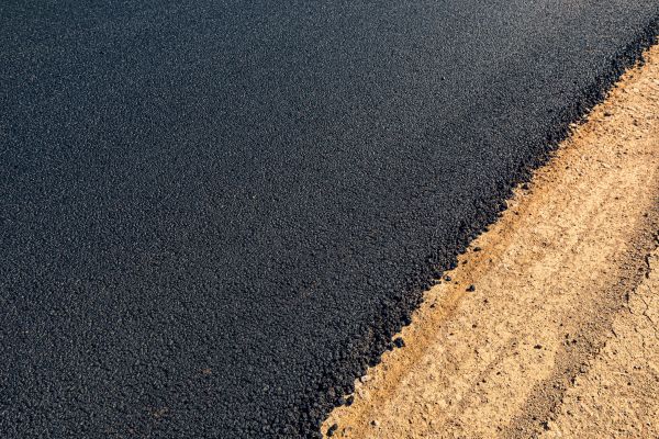 Cost of Hot Tar Driveway Sealing in Oakland