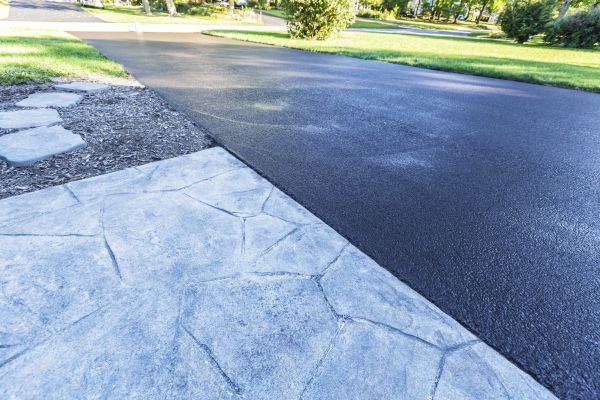 Cost of Residential Driveway Sealing in Oakland