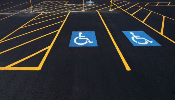 Parking Lot Sealcoating in Oakland